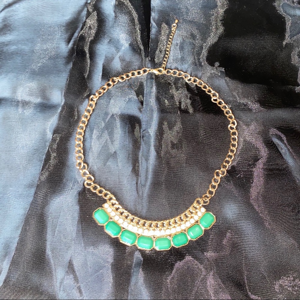 Woman’s Necklace Chain Gold Diamonds Green Stones